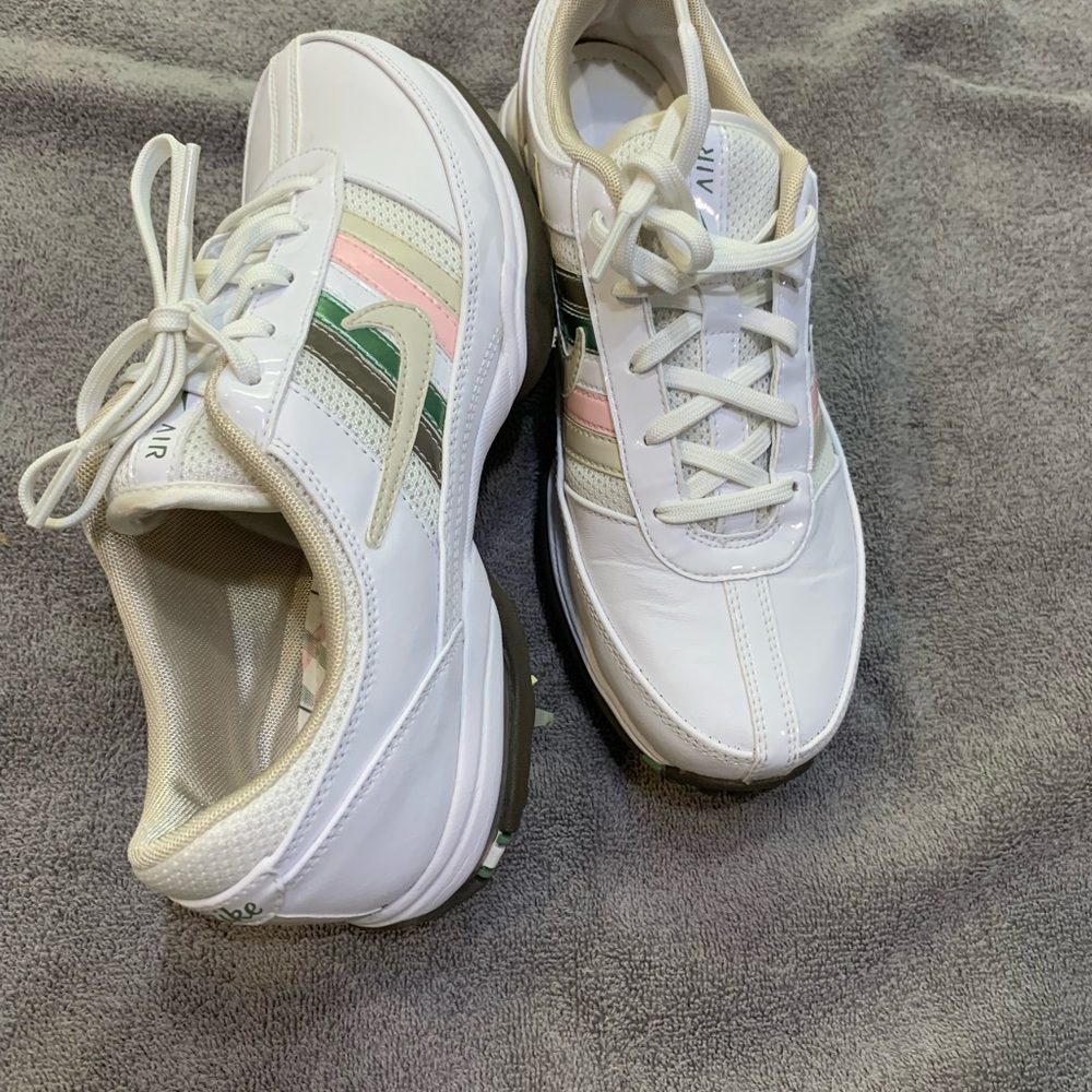 Nike Air Women’s Leather Golf Shoes/Cleats Gem